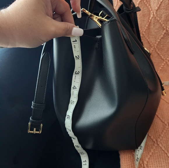 Michael Kors Drawstring Bucket Bag - Picture 4 of 9